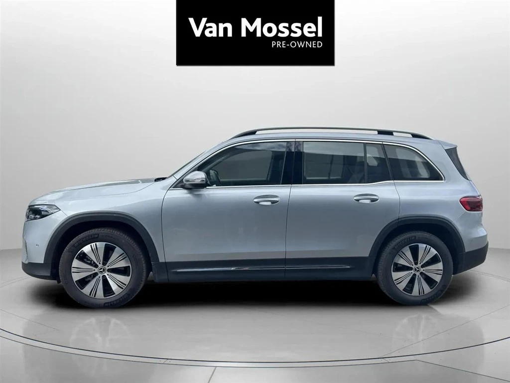 Mercedes-Benz-EQB-image-7