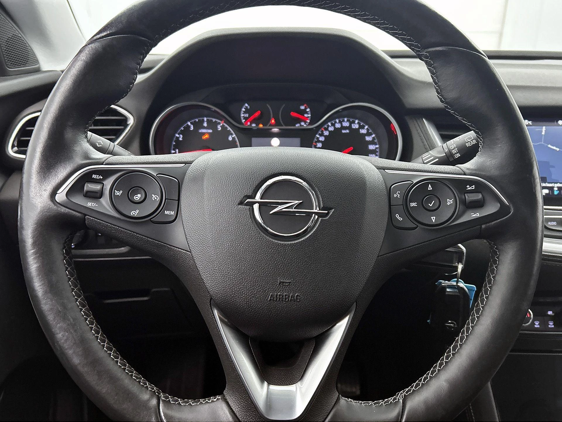 Opel-Grandland X-image-33