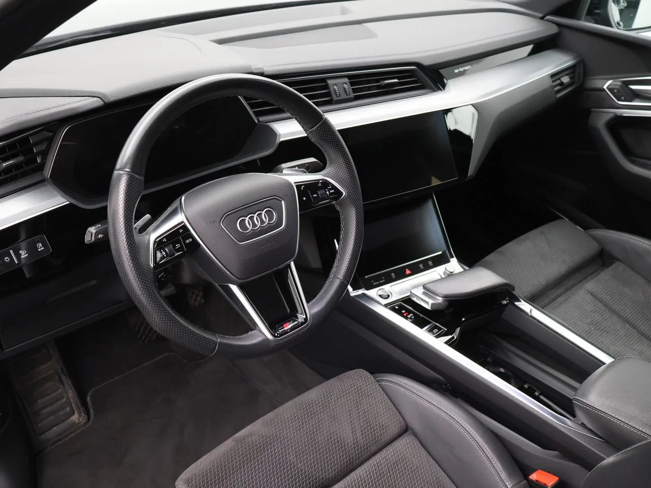 Audi-e-tron-image-2