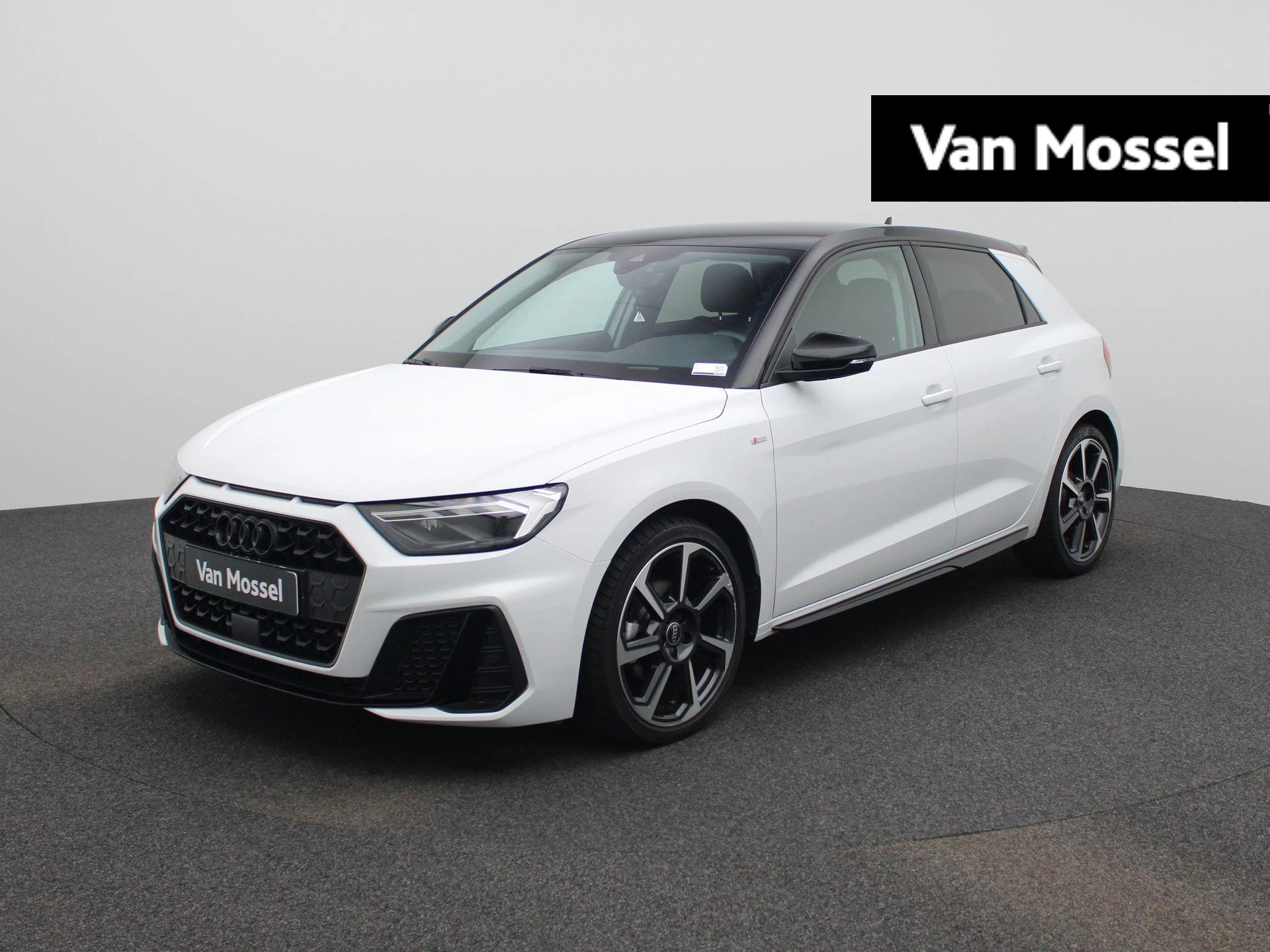 Audi-A1 Sportback-image-0