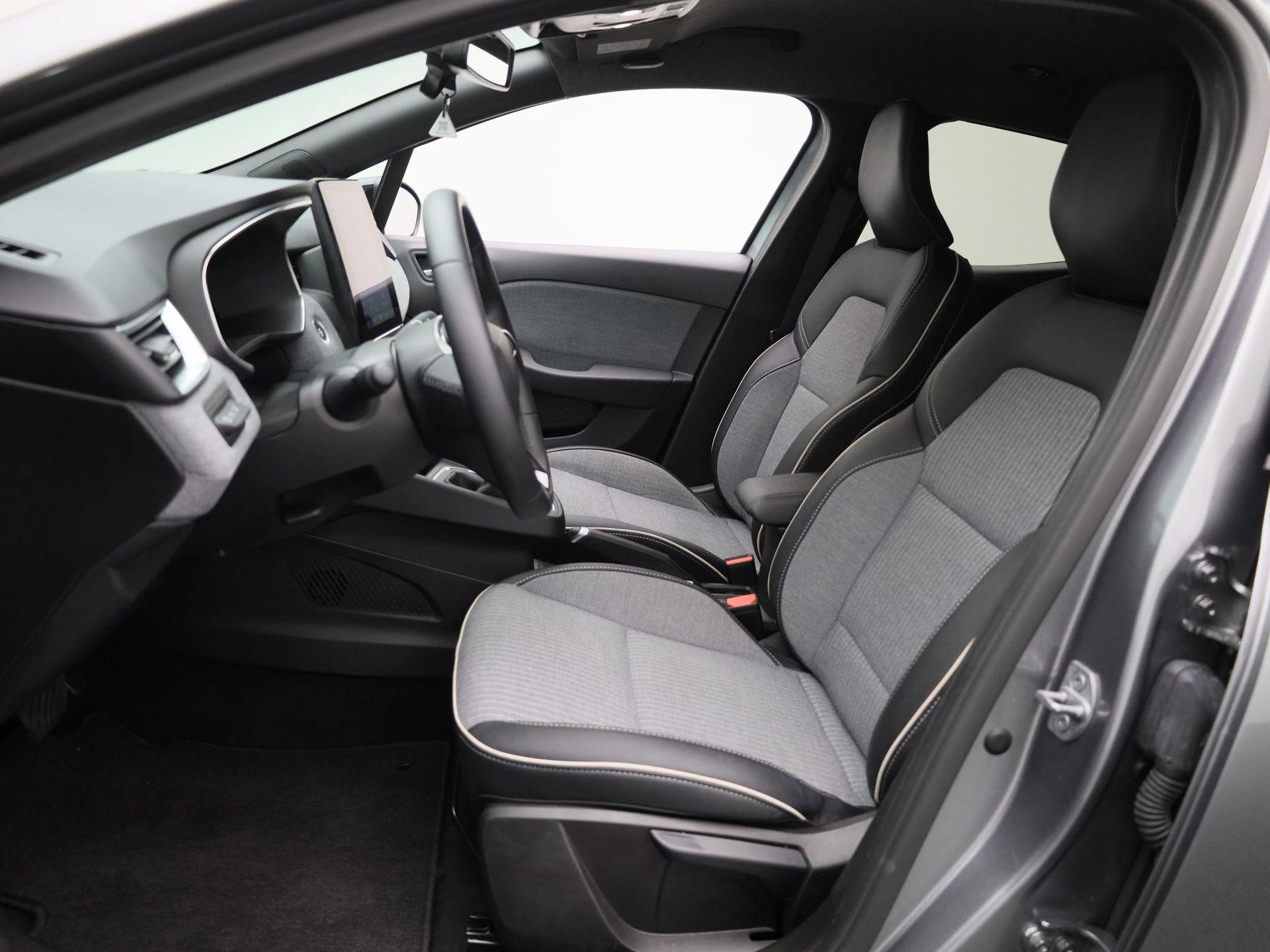 Renault-Clio-image-9