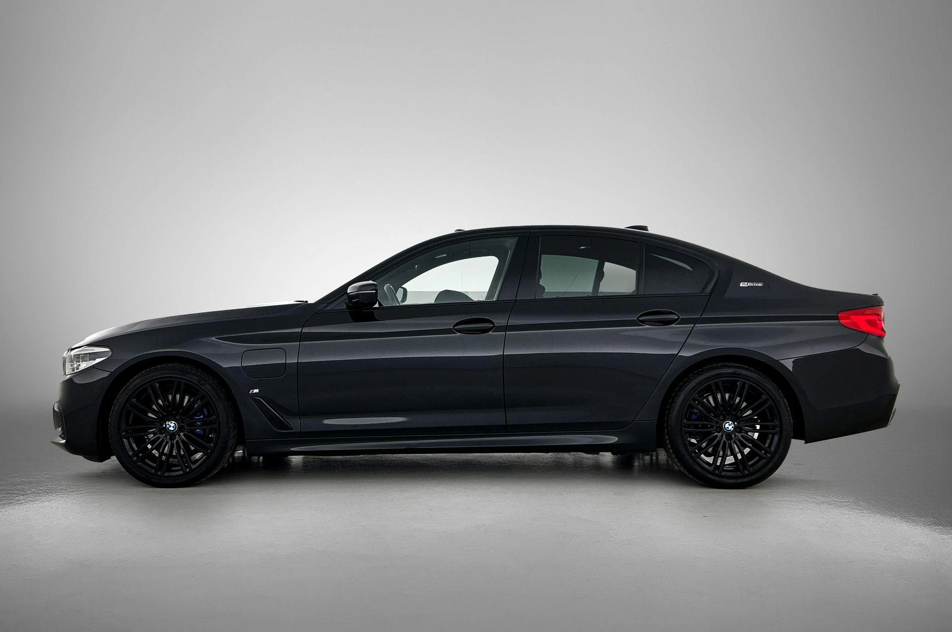BMW-5 Serie-image-1