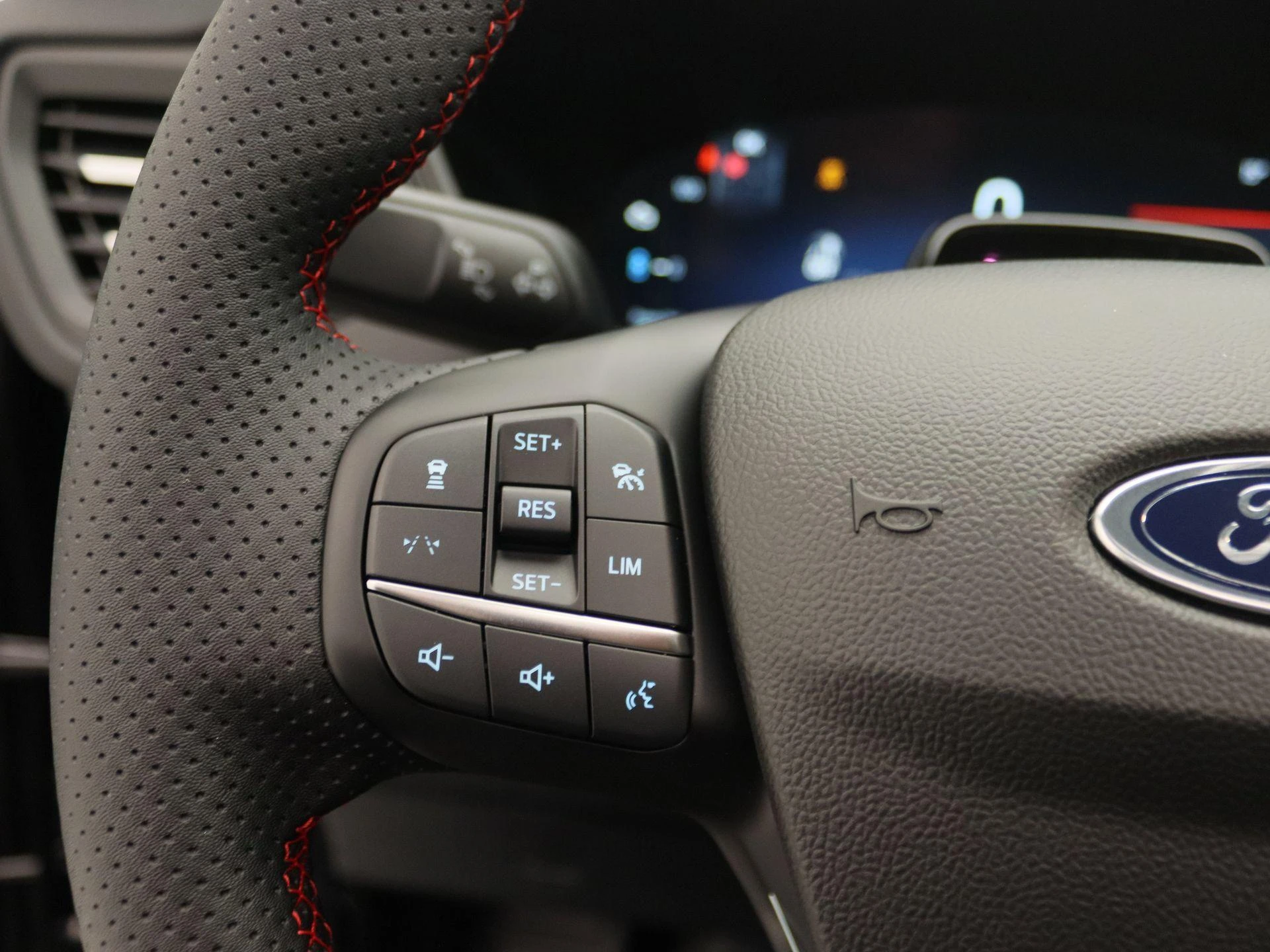Ford-Kuga-image-20