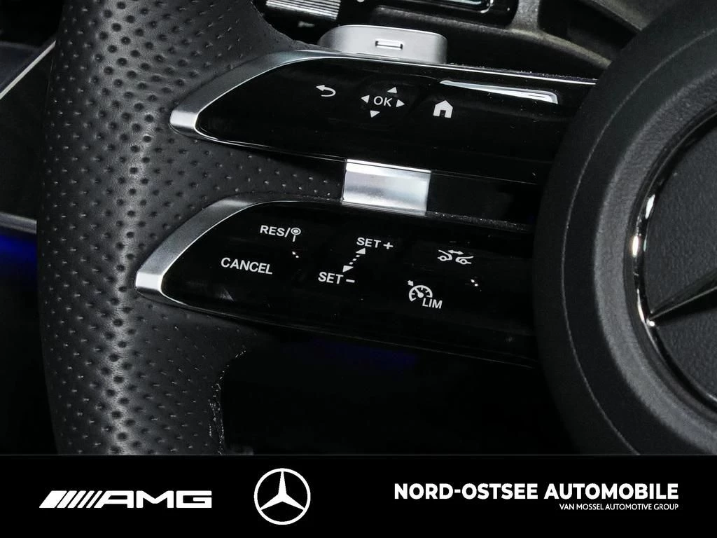 Mercedes-Benz E-Klasse 220 d T AMG NIGHT PANO DISTRONIC 4D-SOUND AMG Line