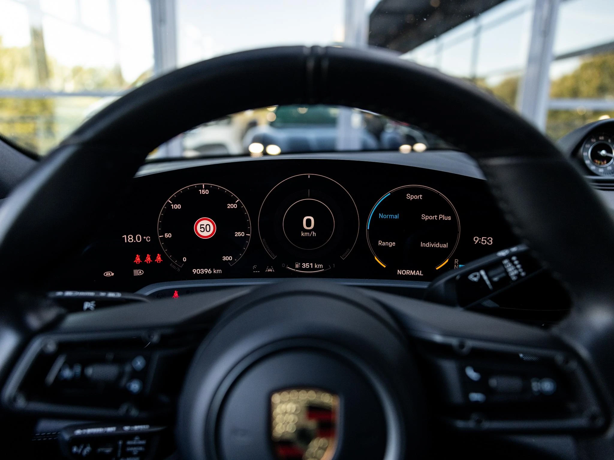 Porsche-Taycan-image-33