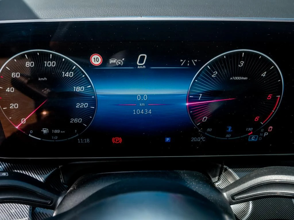 Mercedes-Benz-V-Klasse 220 d-image-14