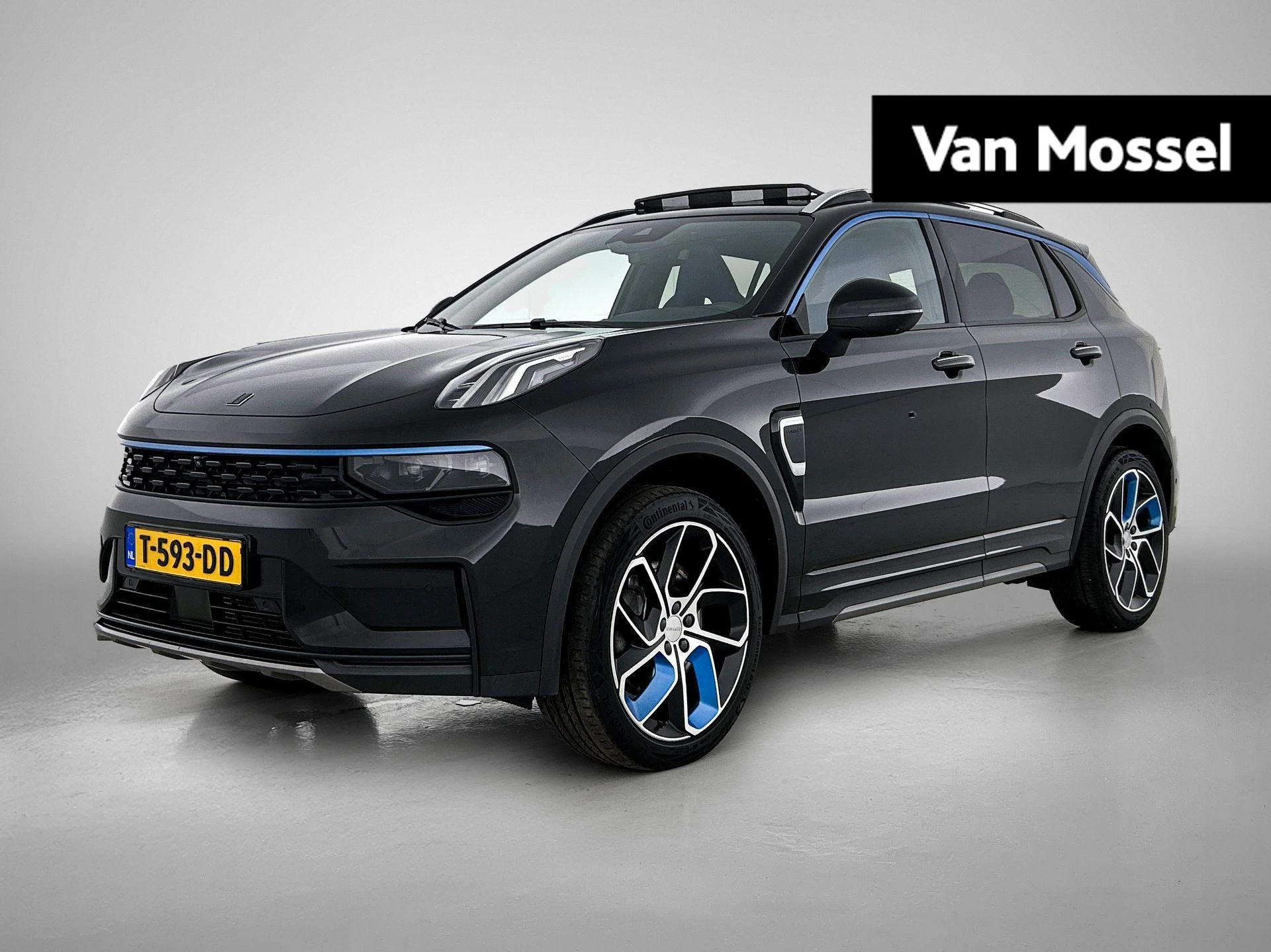Lynk & Co-01-image-0
