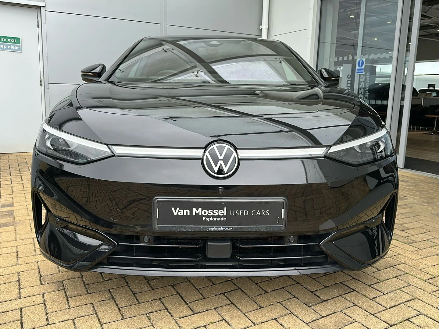 Volkswagen-ID.7-image-4