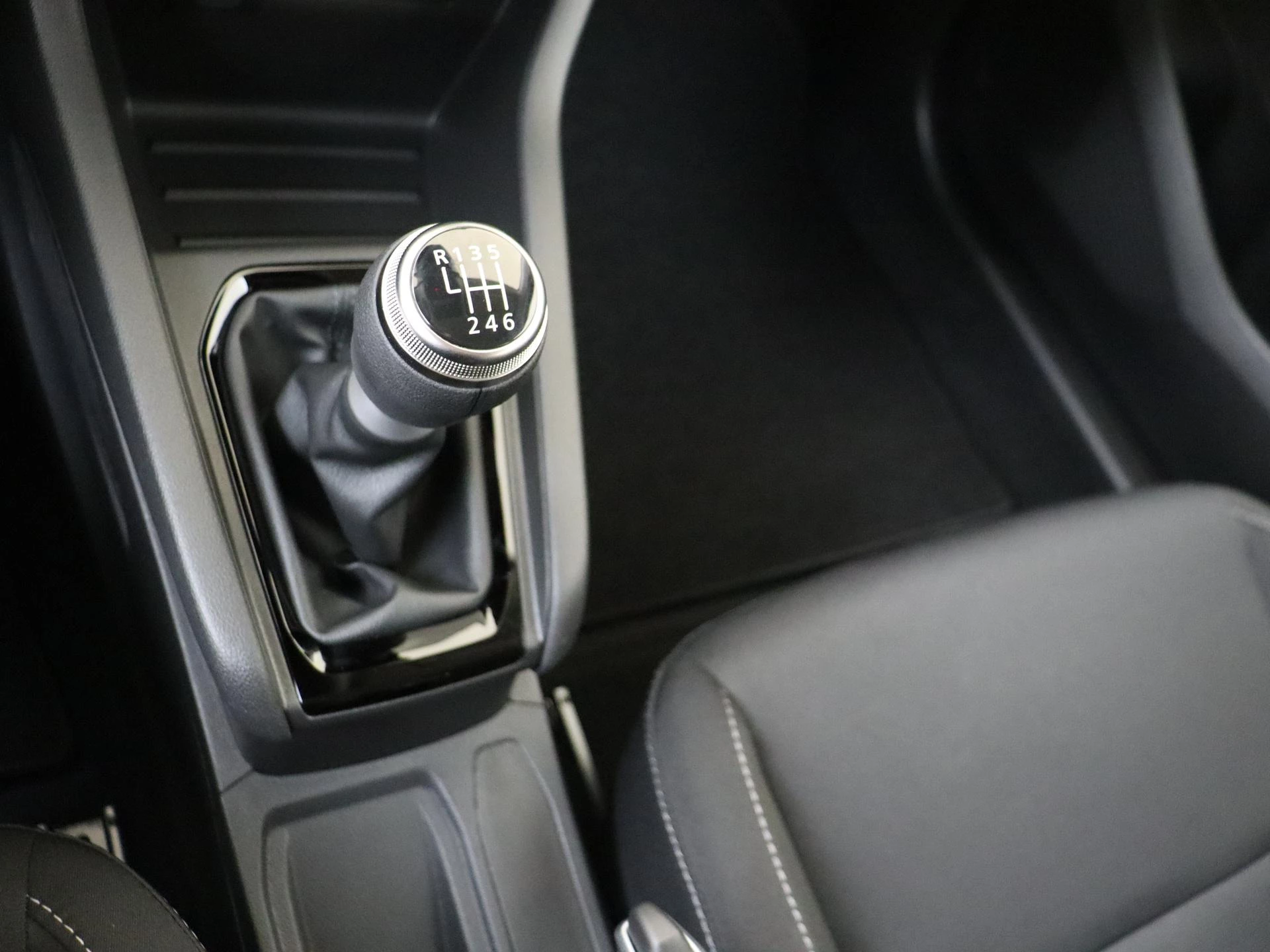 Renault-Clio-image-18