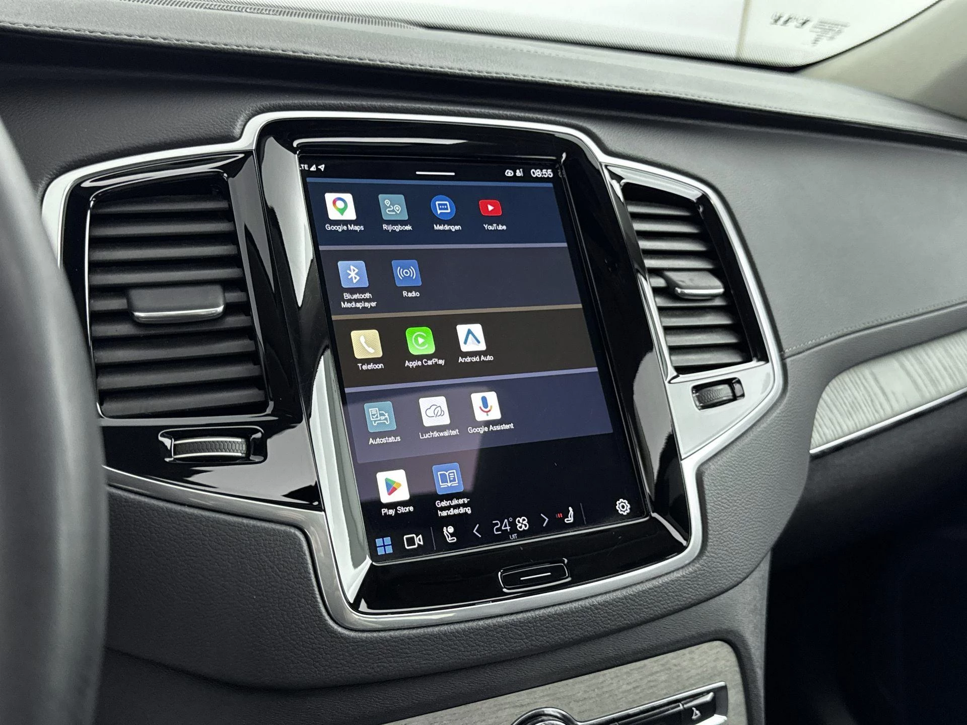 Volvo-XC90-image-11