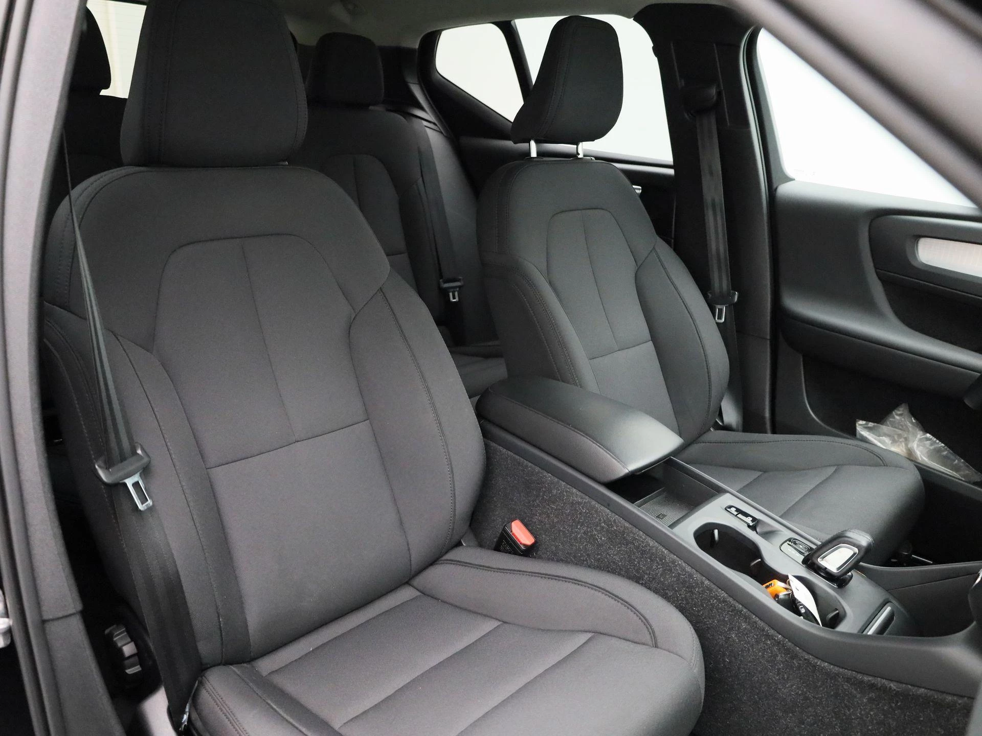 Volvo-XC40-image-36