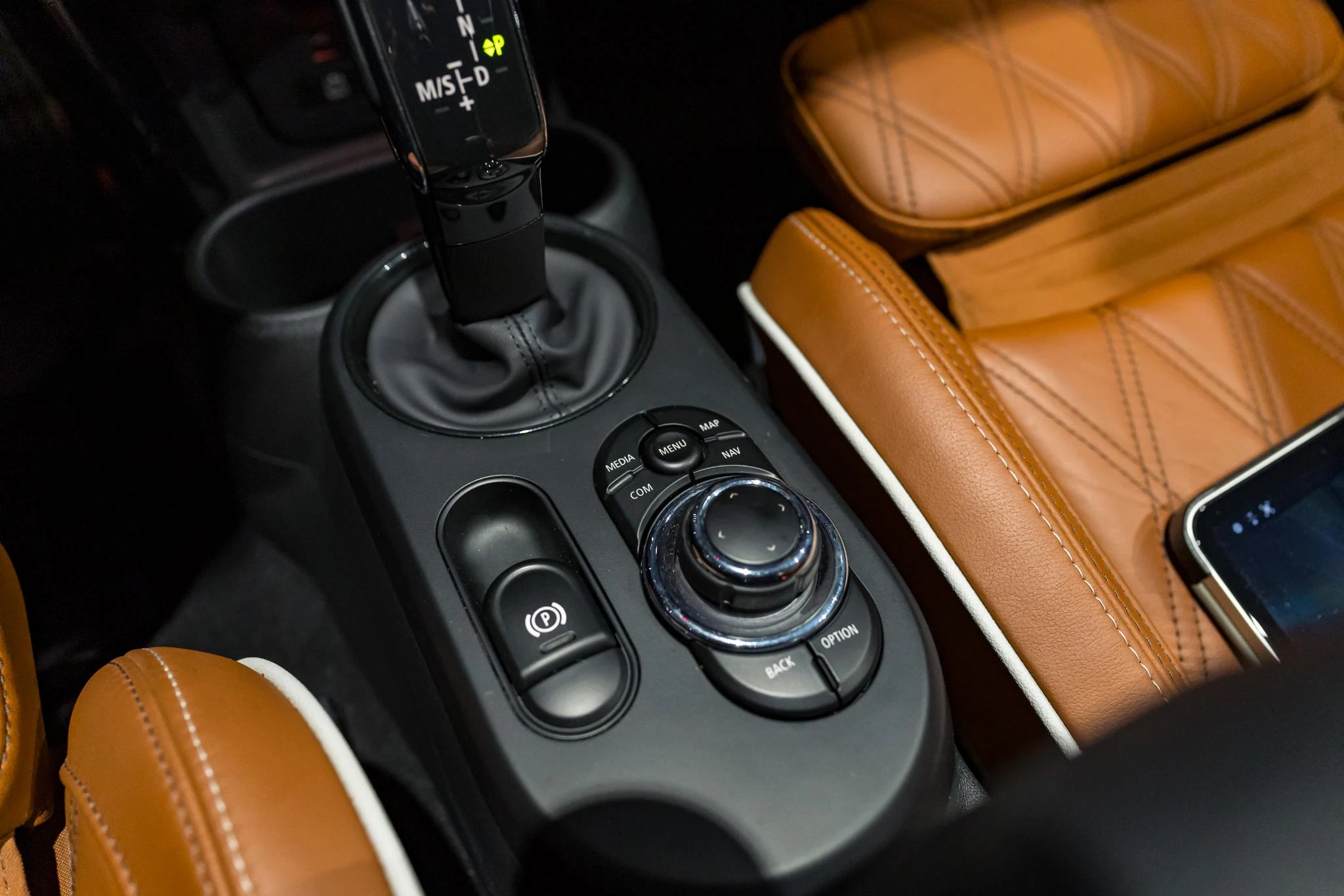 MINI-Cooper-image-39