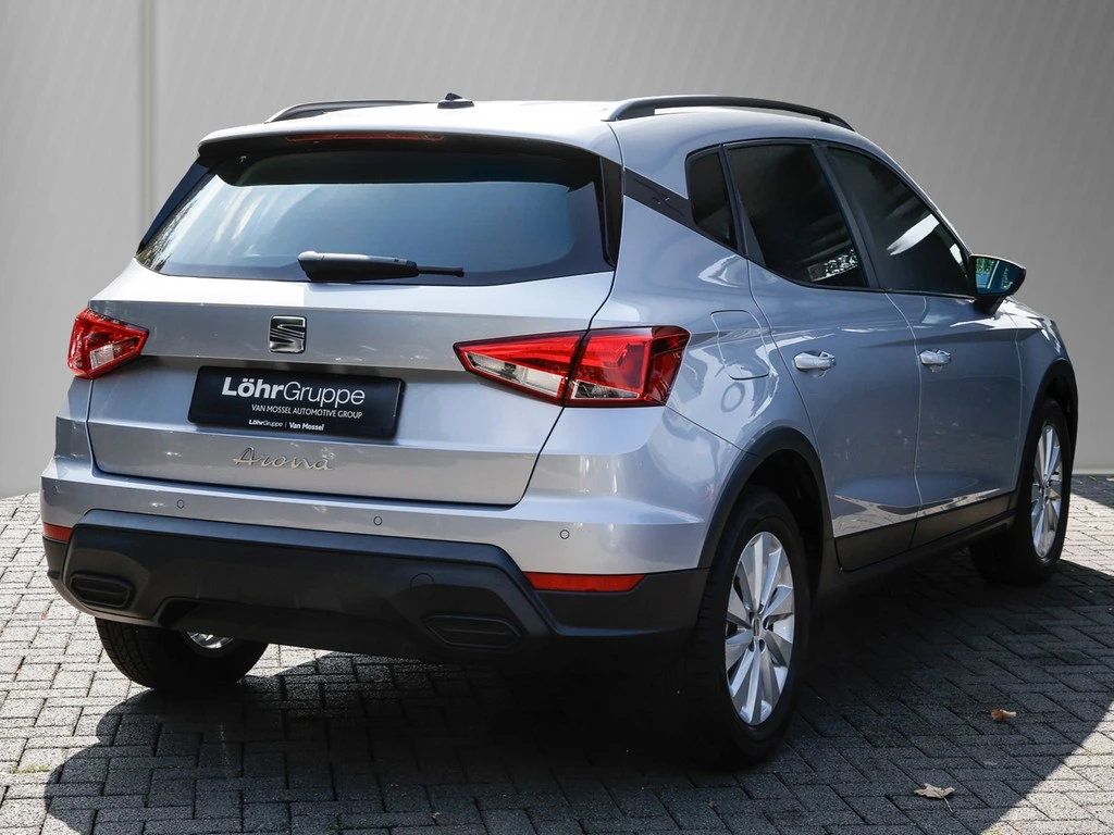 SEAT-Arona-image-3