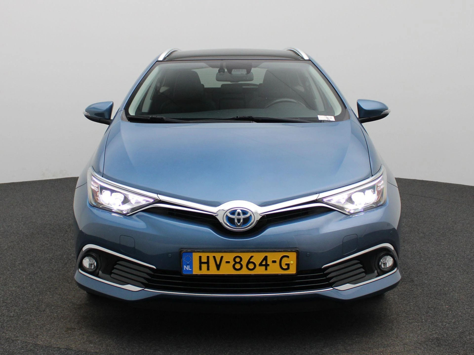 Toyota-Auris-image-2