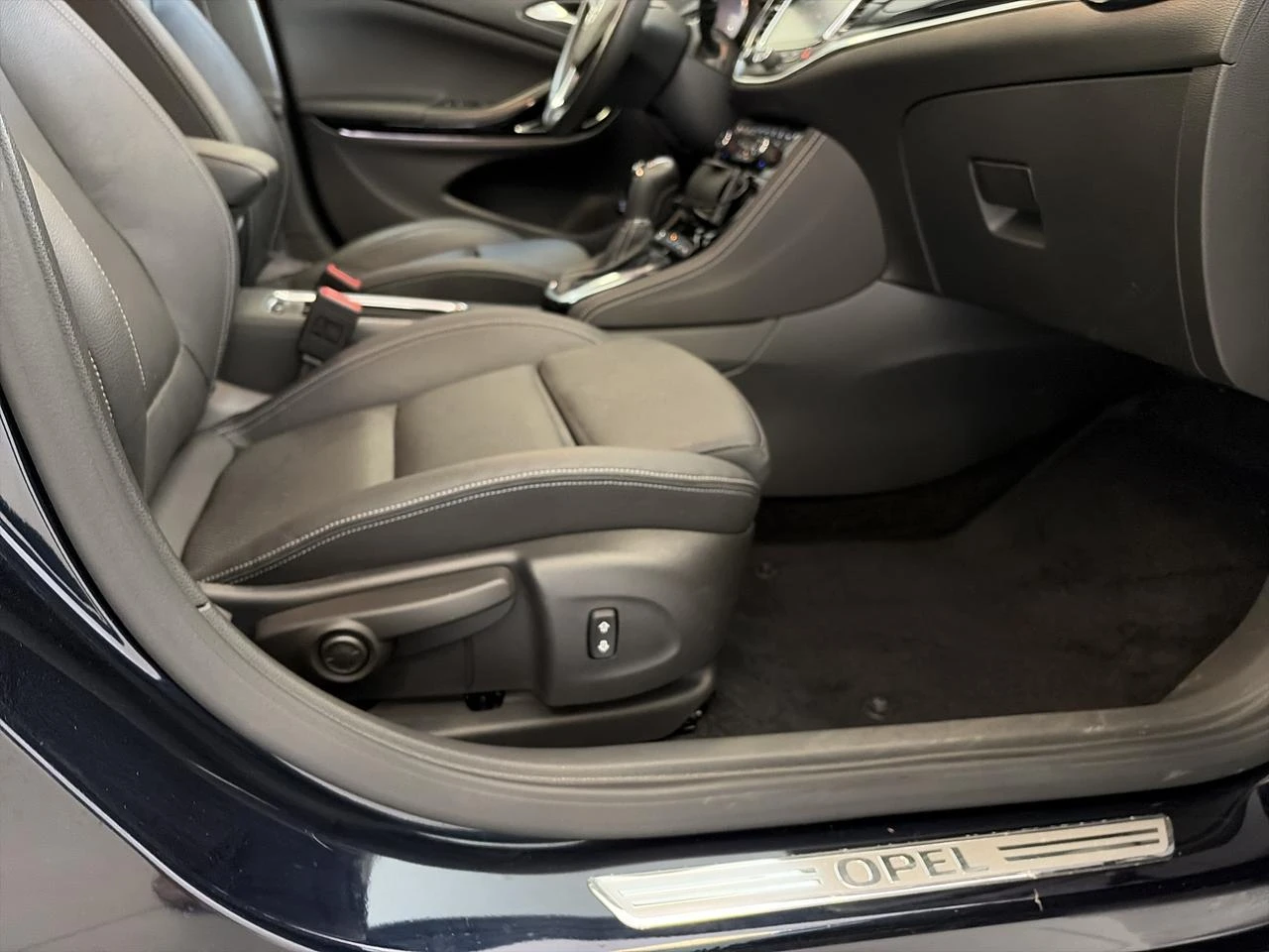 Opel-Astra-image-17