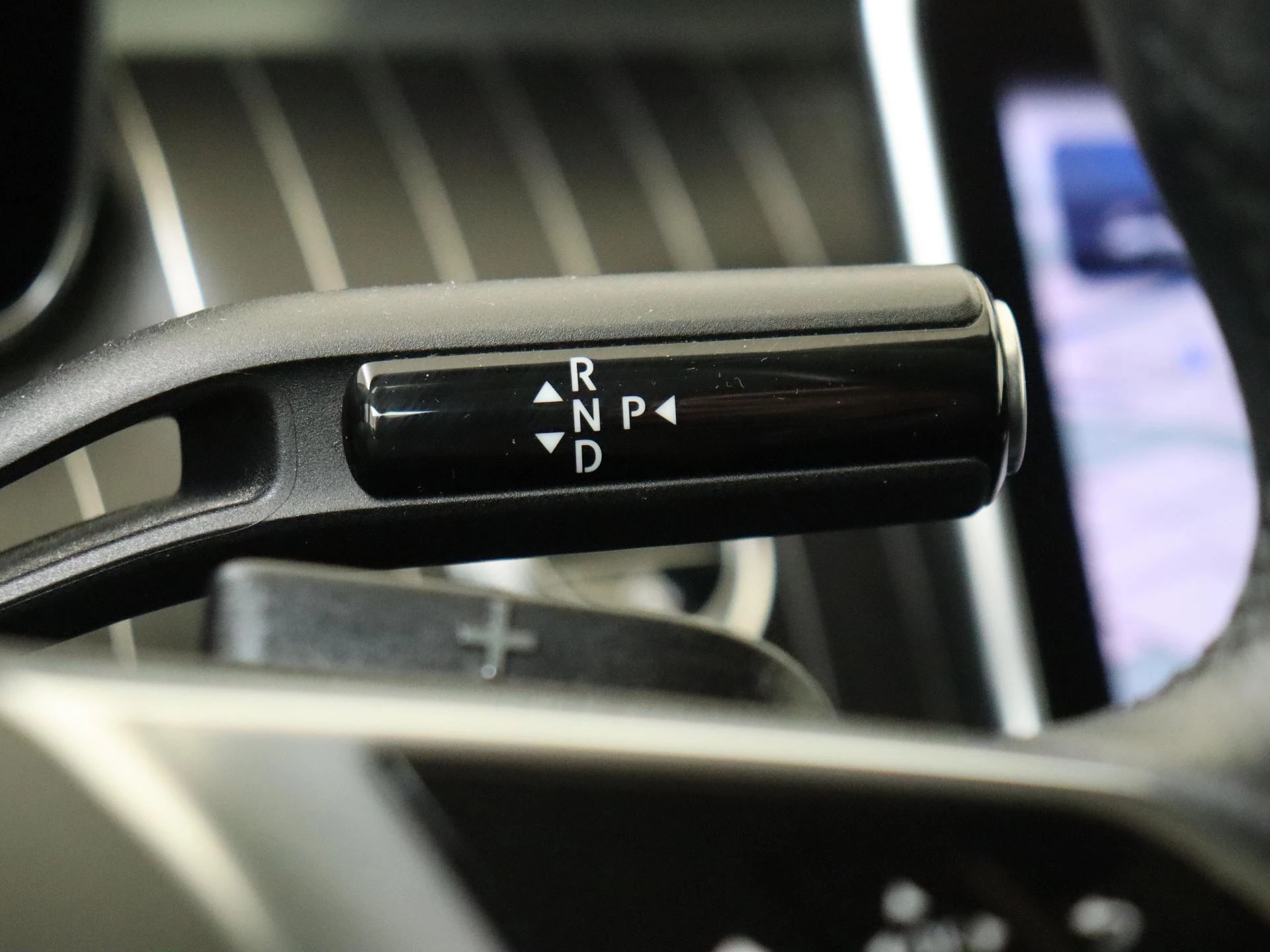 Mercedes-Benz-C-Klasse-image-15