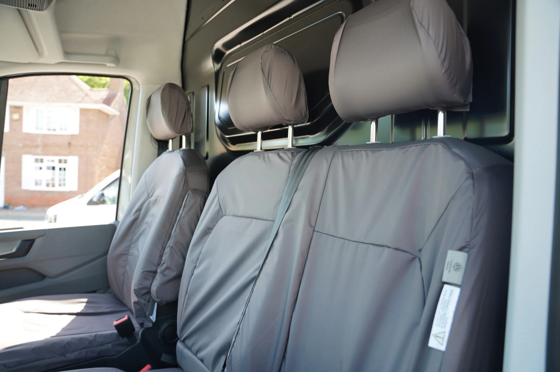 Volkswagen-Crafter-image-21