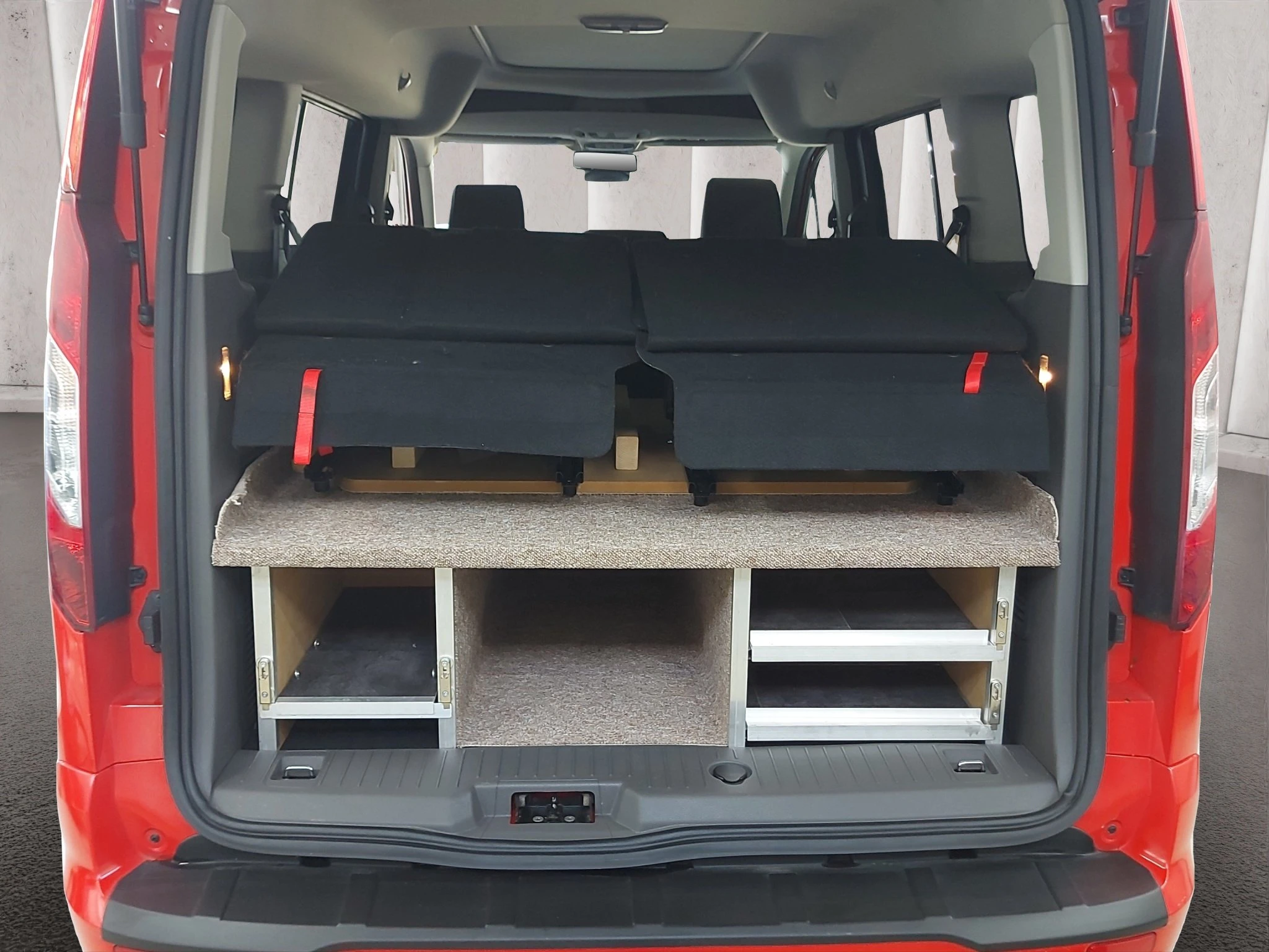 Ford-Tourneo Connect-image-17