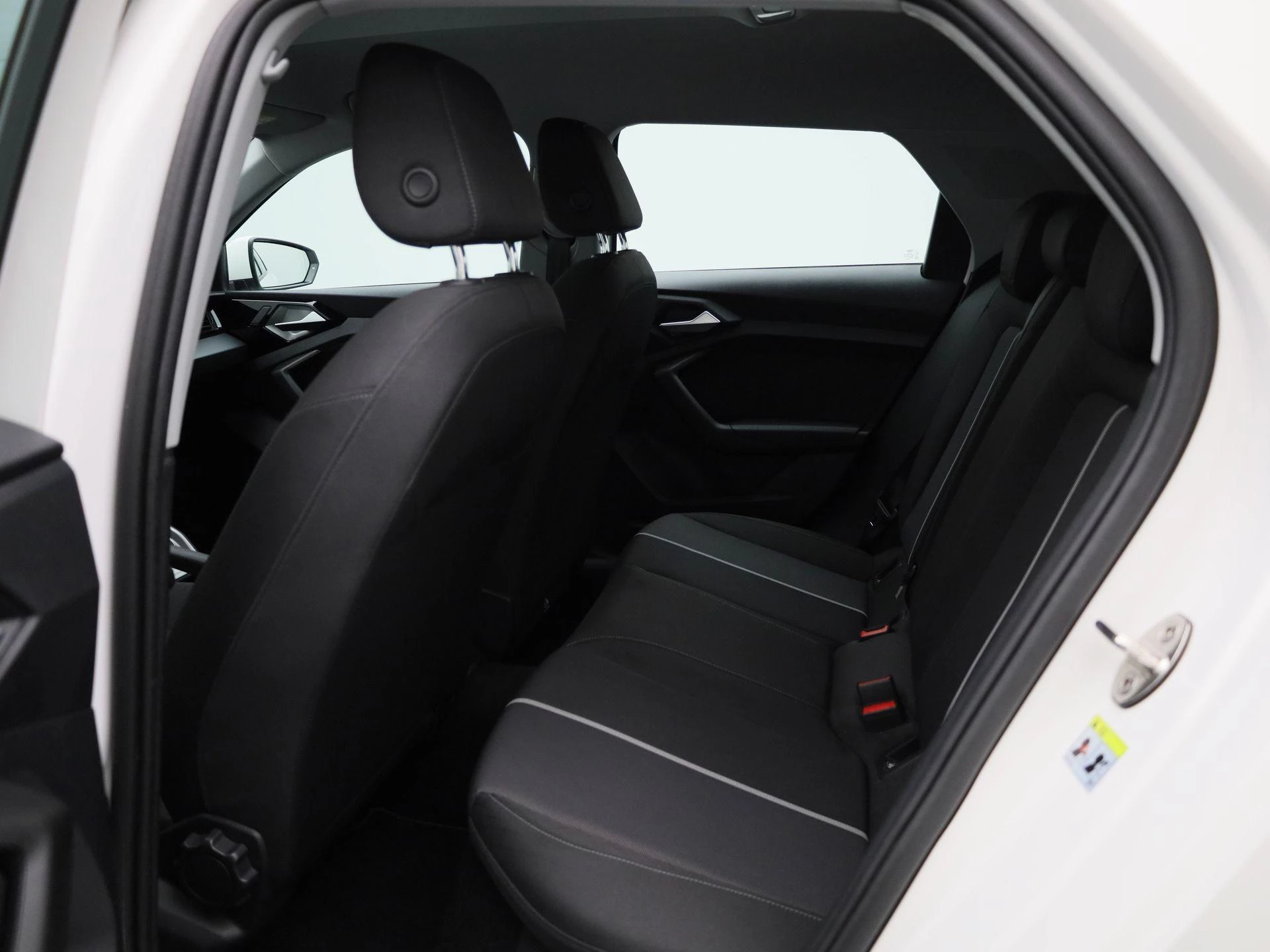 Audi-A1 Sportback-image-9