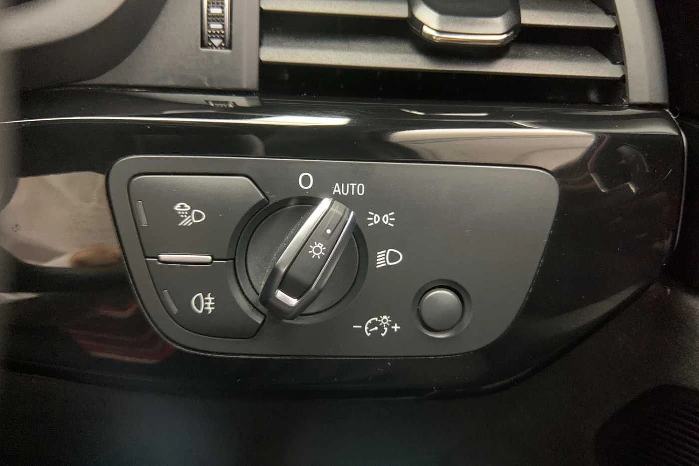 Audi-A4-image-15