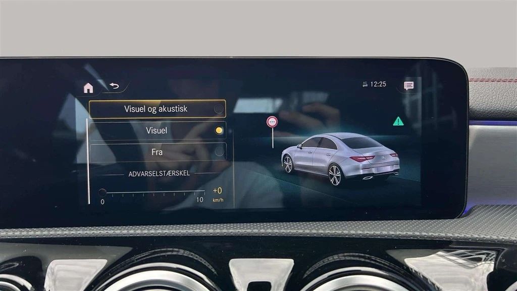 Mercedes-Benz-CLA-image-22