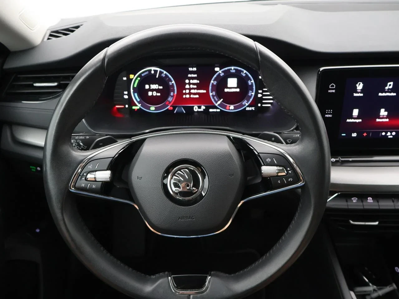 Škoda Octavia Combi PHEV Octavia SW PHEV 1.4TSI Ambition 204PK *AUTOMAAT*VIRTUAL COCKPIT*CRUISE CONTROL*PDC ACHTER*APP-CONNECT*...*
