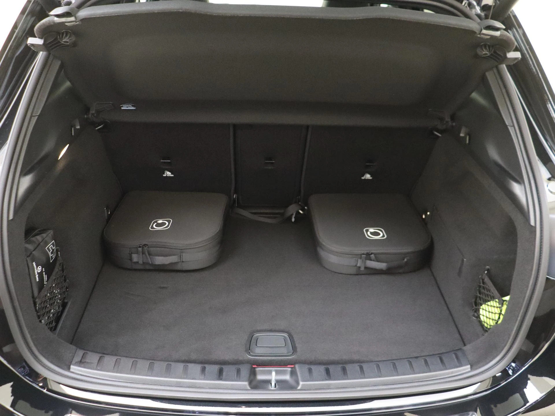 Mercedes-Benz GLA 250 e 140 Years Edition