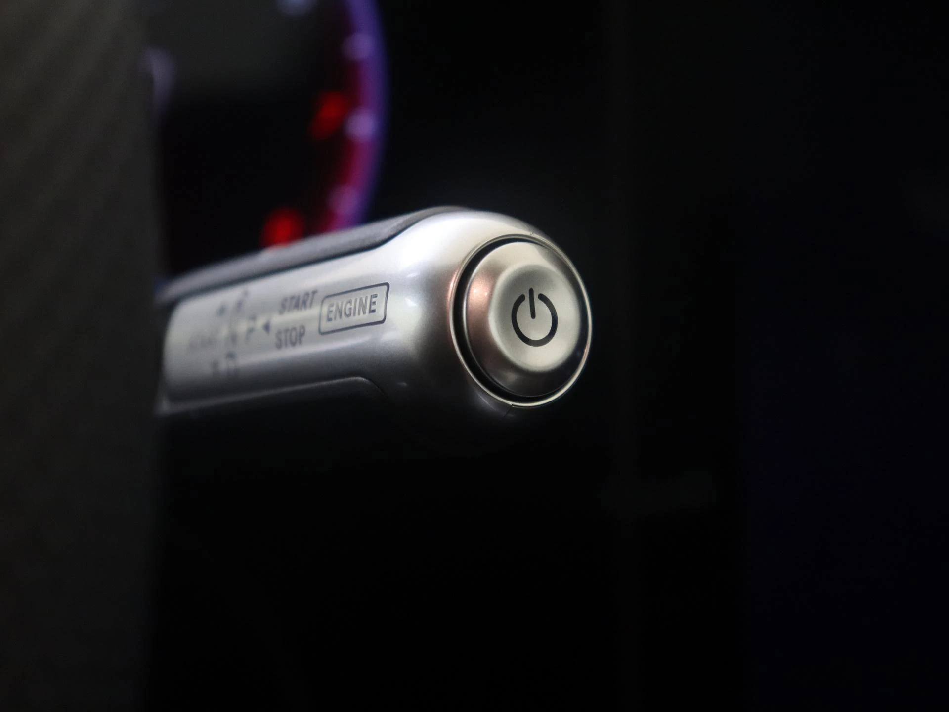 Mercedes-Benz-CLA-image-21