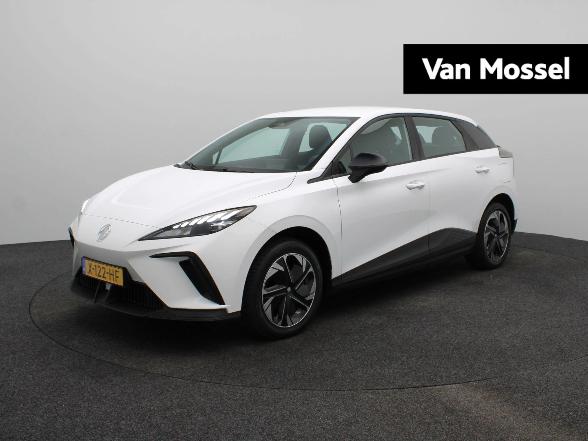 MG-MG4 EV-image-0