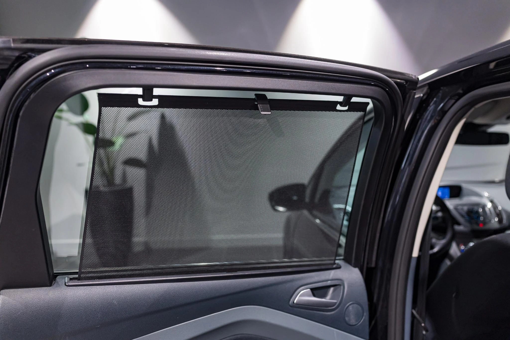 Ford-C-MAX-image-11