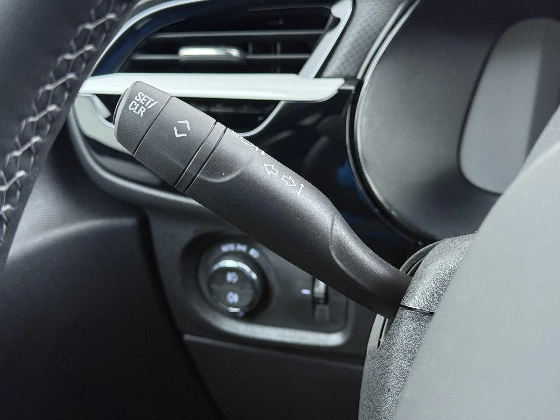 Opel-Corsa-image-20