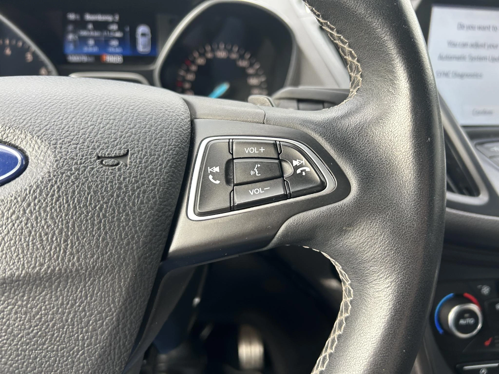 Ford-Kuga-image-18