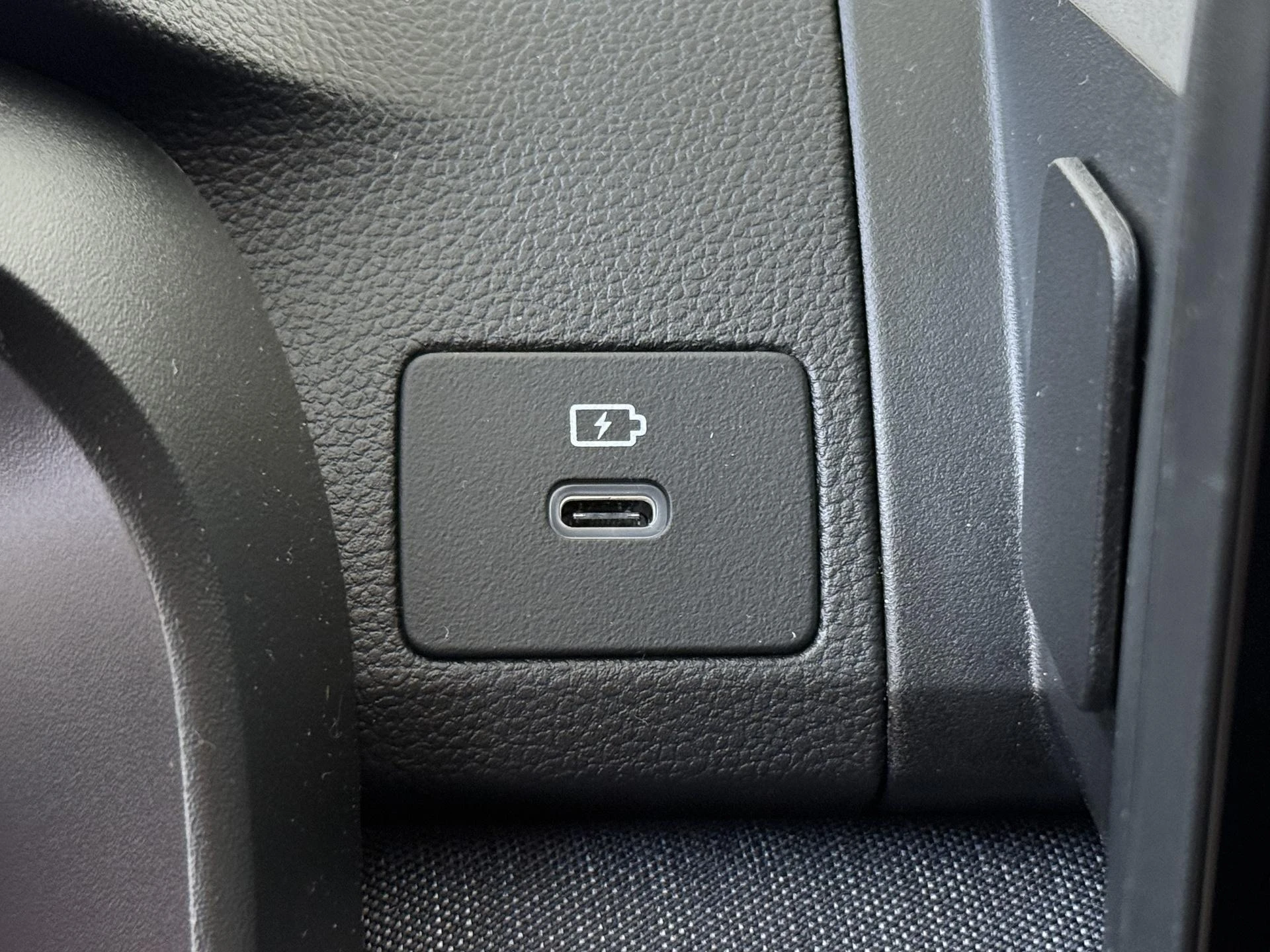 Dacia-Sandero-image-21
