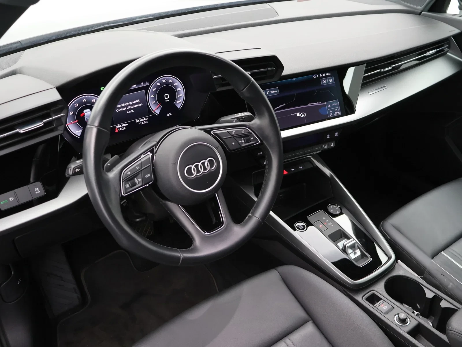 Audi A3 Sportback Audi A3 Sportback 30TFSI 110PK *AUTOMAAT*LEDER*VIRTUAL COCKPIT*NAVI*APP-CONNECT*PDC*ACC*...*