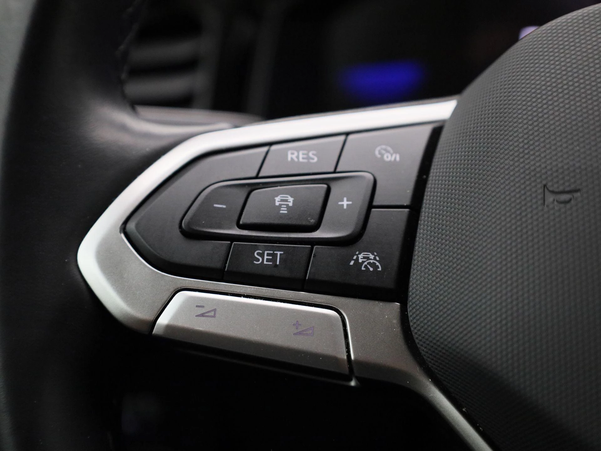 Volkswagen-Taigo-image-18