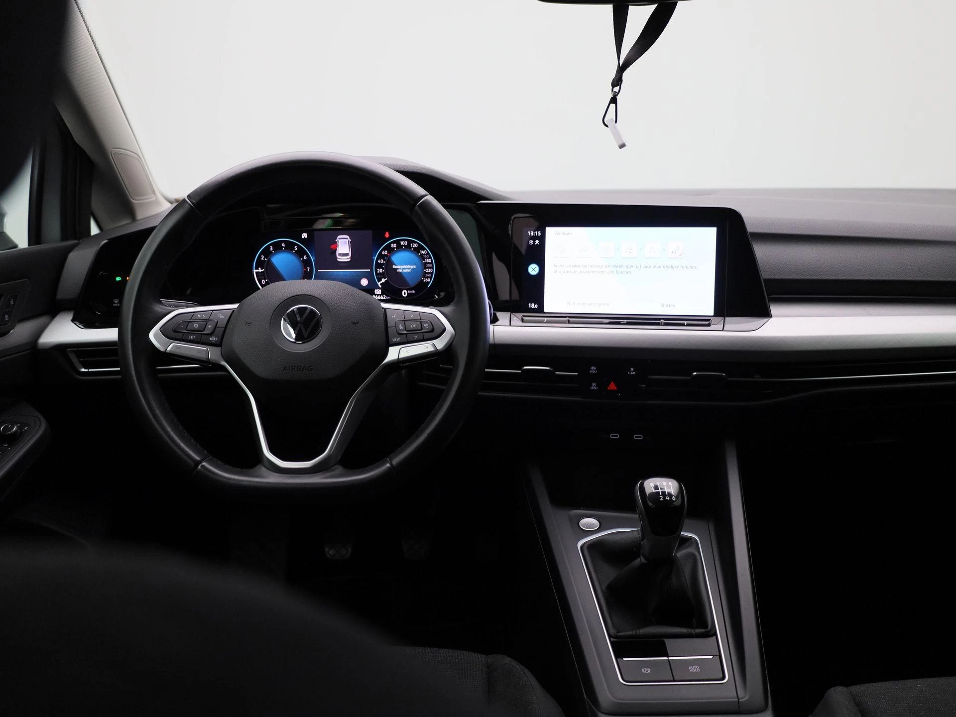 Volkswagen-Golf-image-6