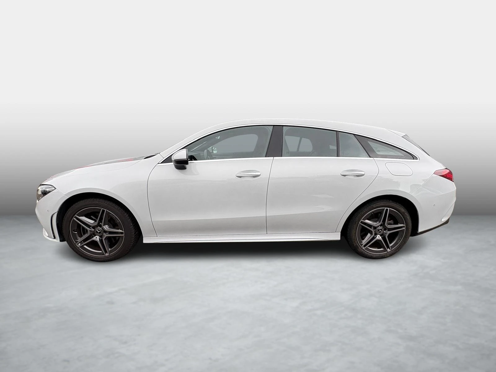 Mercedes-Benz-CLA-image-8