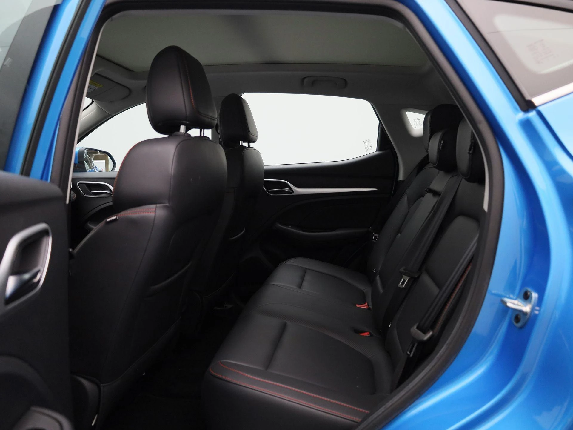 MG-ZS EV-image-9