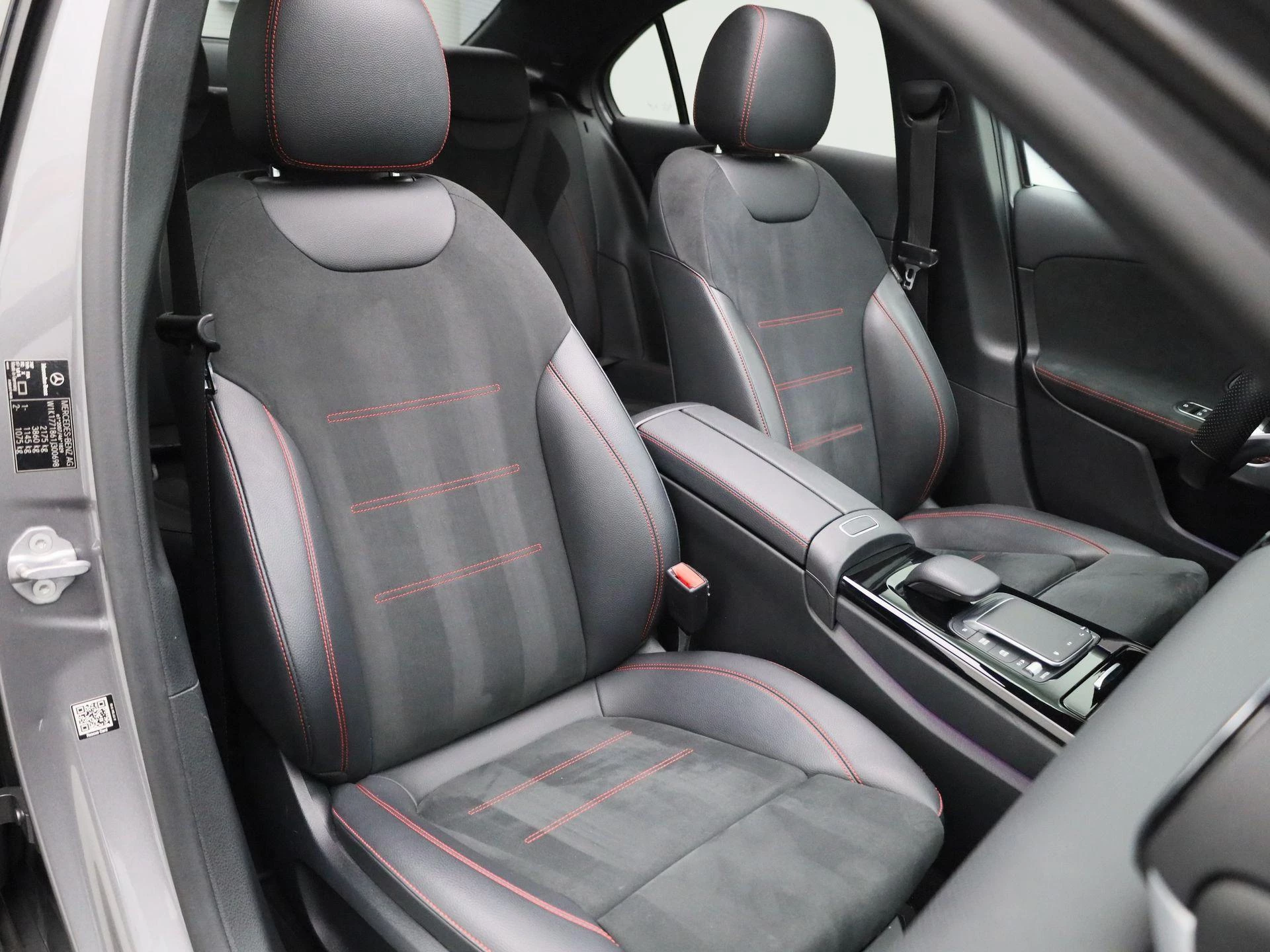 Mercedes-Benz A-Klasse 250 e Business Solution AMG Limited