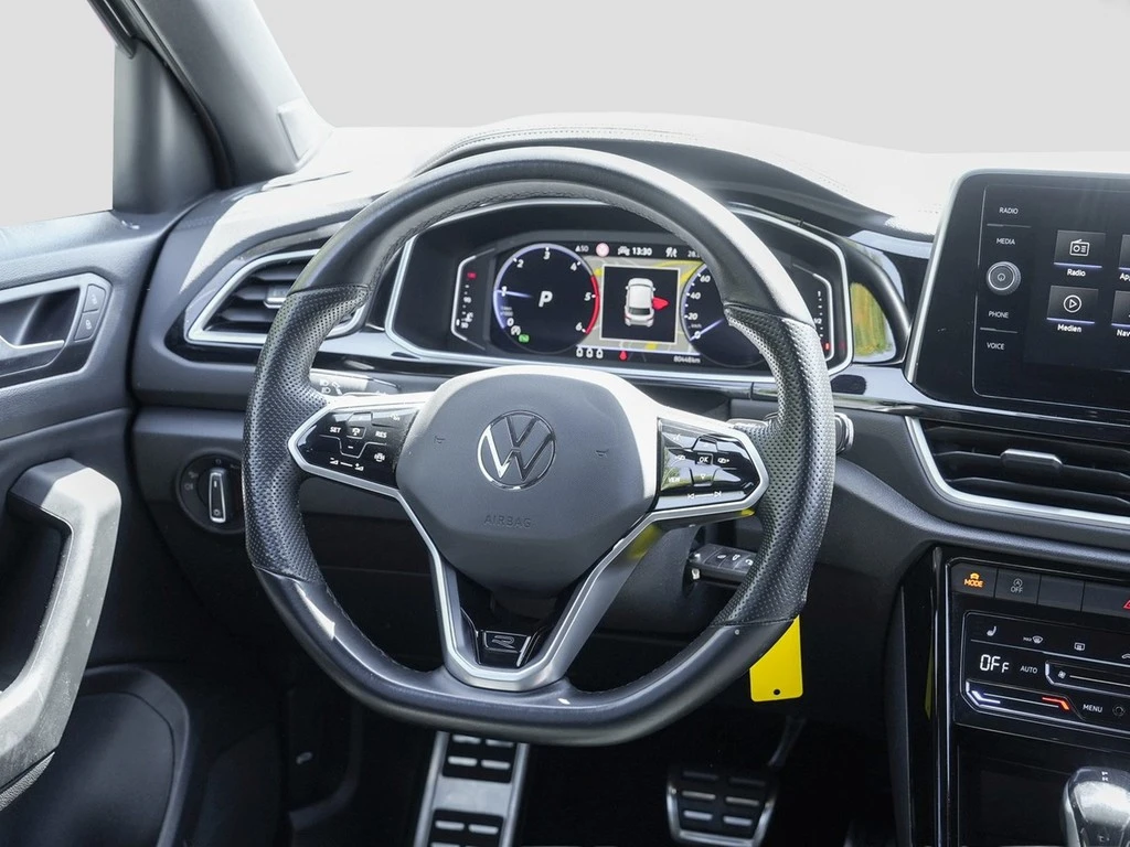 Volkswagen-T-Roc-image-13