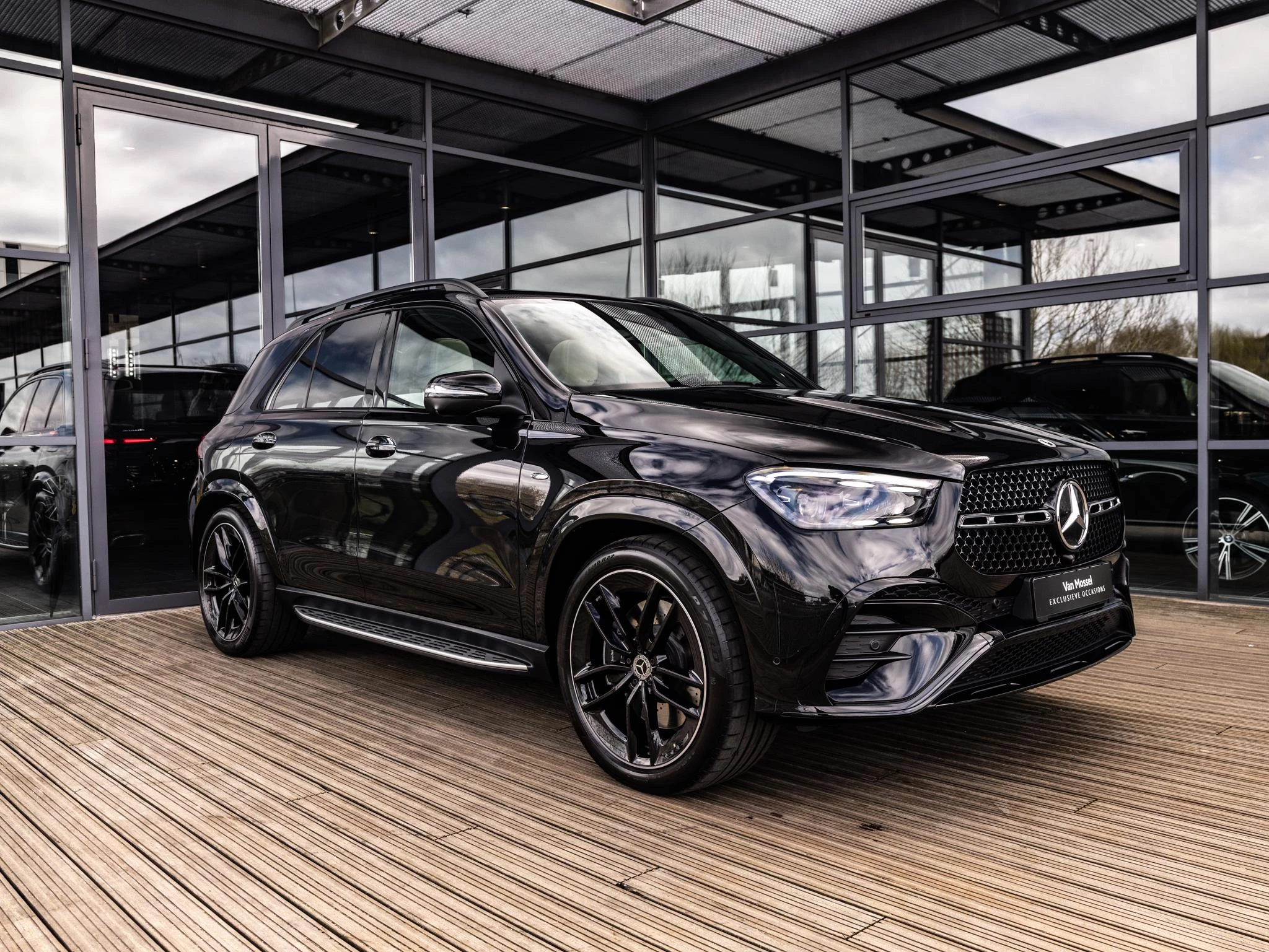 Mercedes-Benz GLE 400 e 4MATIC AMG Line Premium Plus