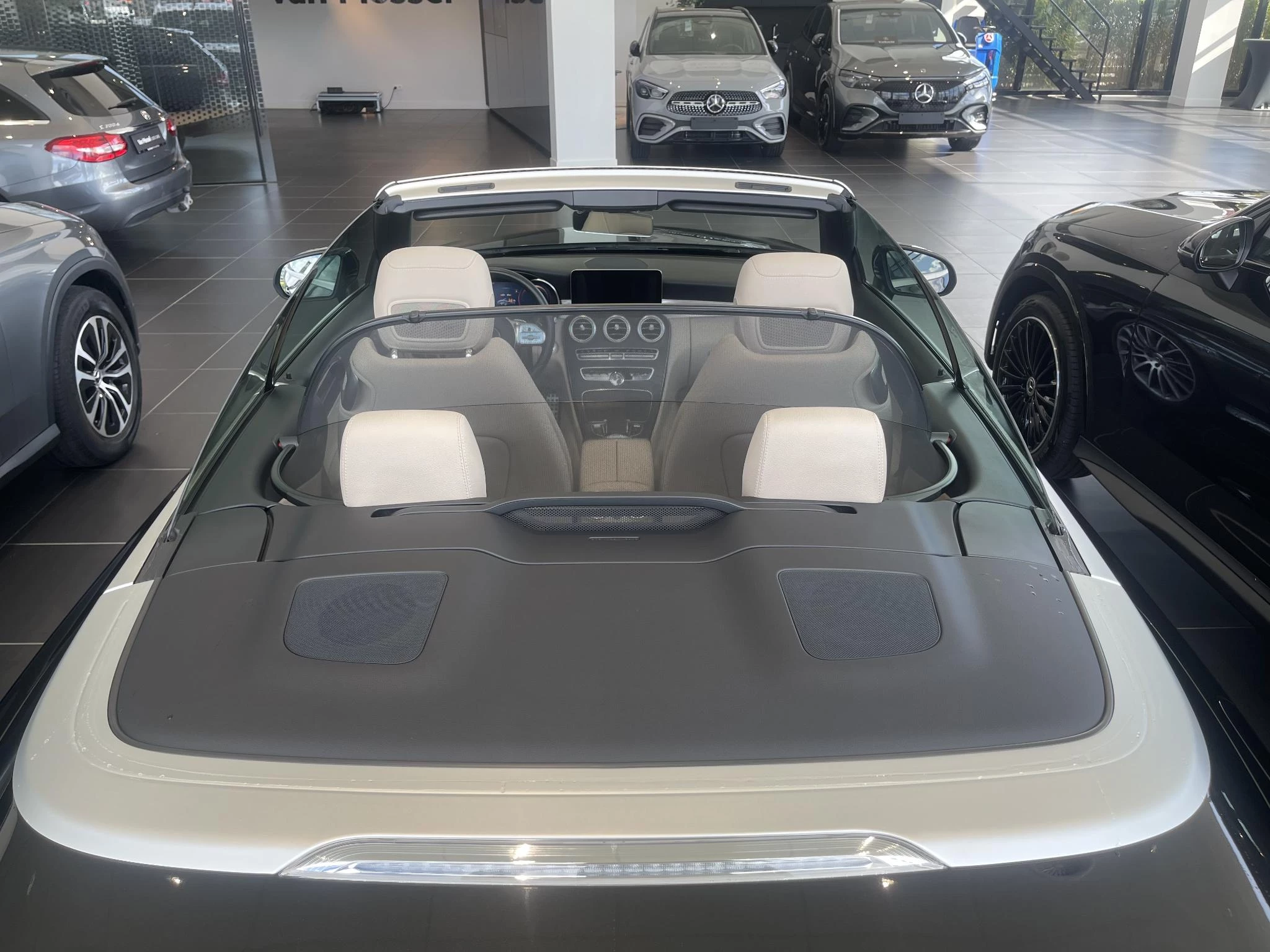 Mercedes-Benz Classe C 180 Cabriolet + AMG LINE + LEDER + CARPLAY +