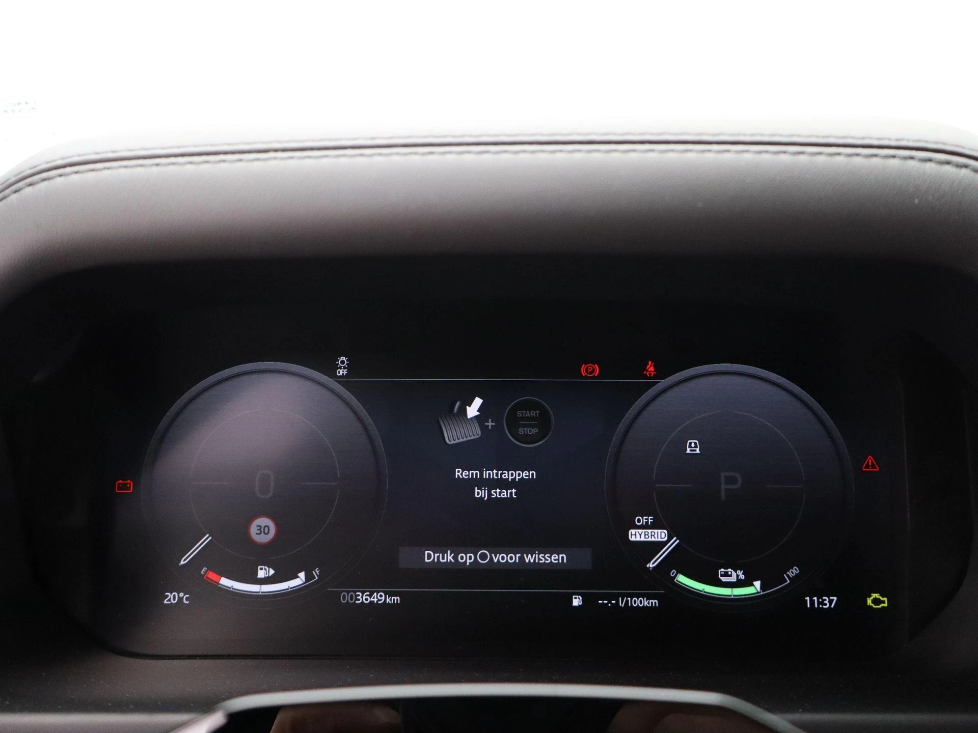 Land Rover Defender 110 2.0 P300e 110 X-Dynamic HSE