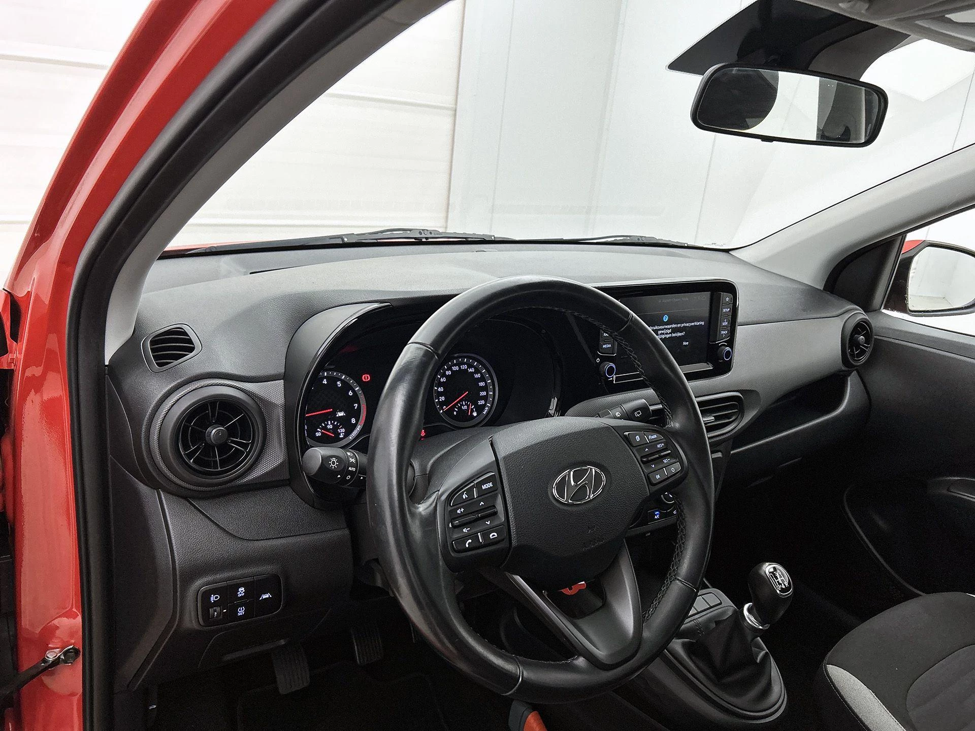 Hyundai-i10-image-7