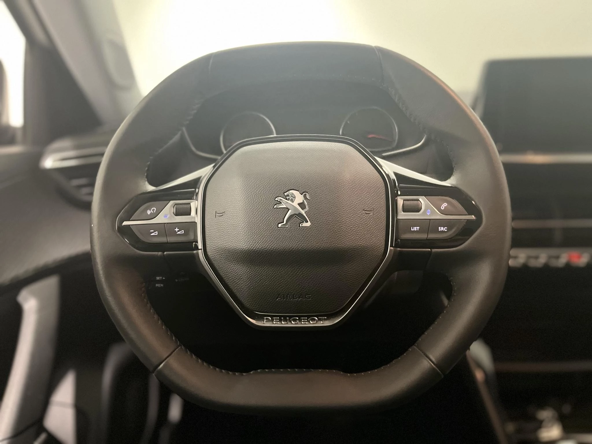Peugeot-2008-image-5