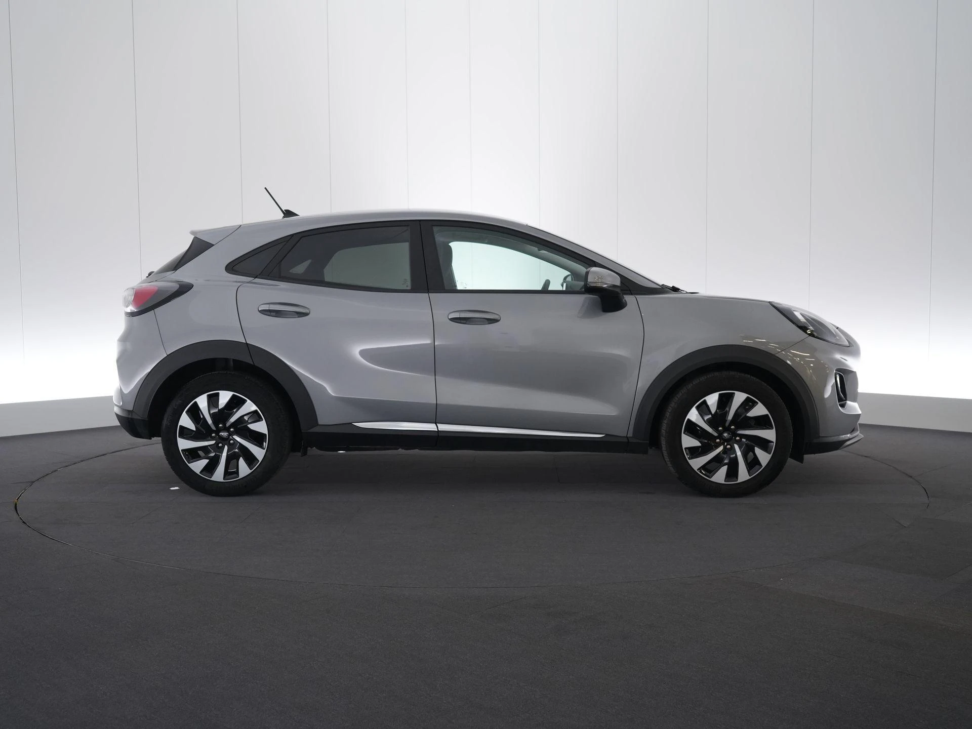 Ford Puma 1.0i Ecoboost mHEV 92kW Titanium
