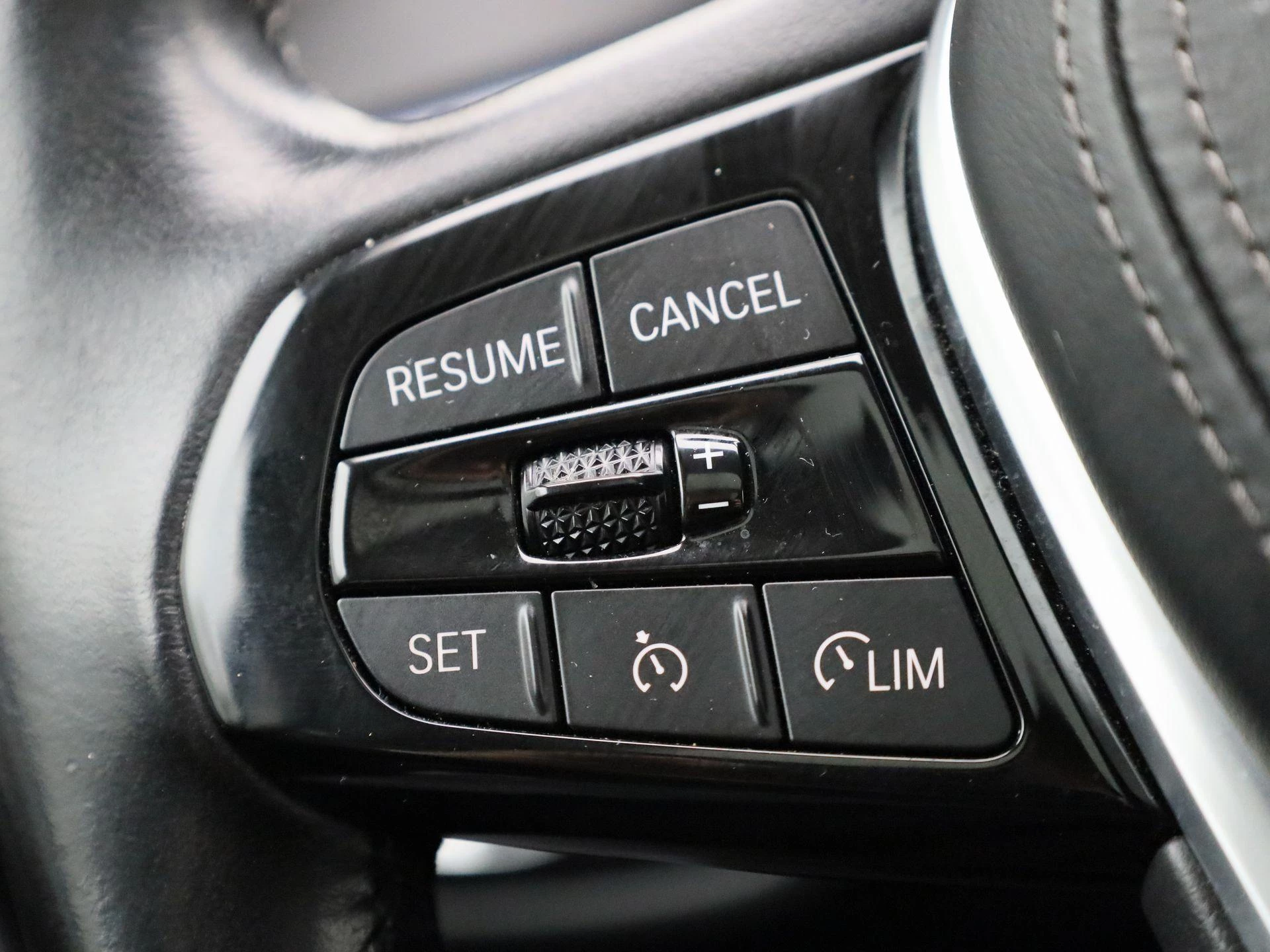 BMW-5 Serie-image-19