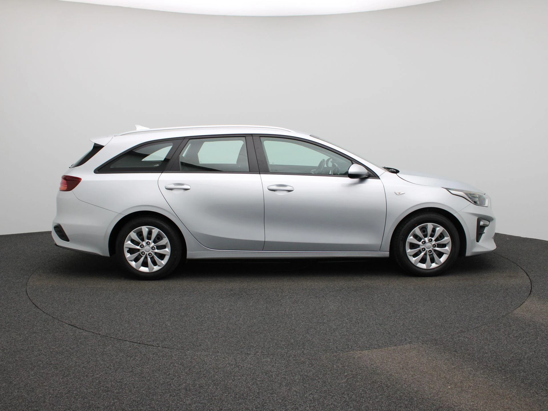 Kia-Ceed Sportswagon-image-5