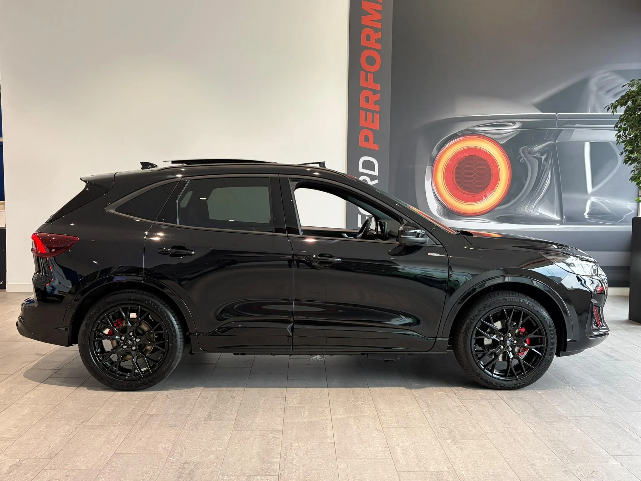 Ford-Kuga-image-5