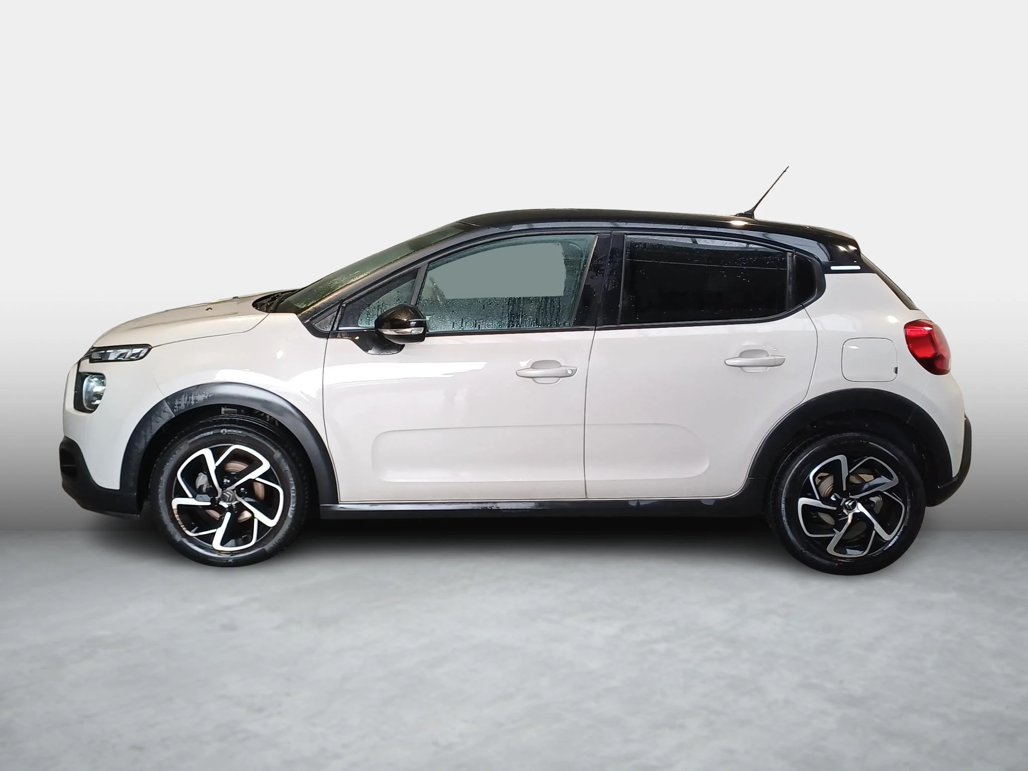 Citroën C3 1.2 110 AUTO Shine